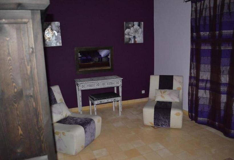 پانسیون Casa Naima