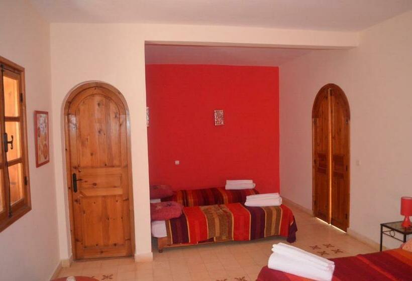 پانسیون Casa Naima