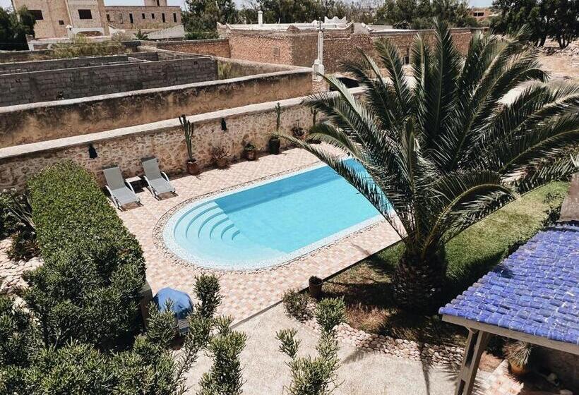 پانسیون Dar Macha