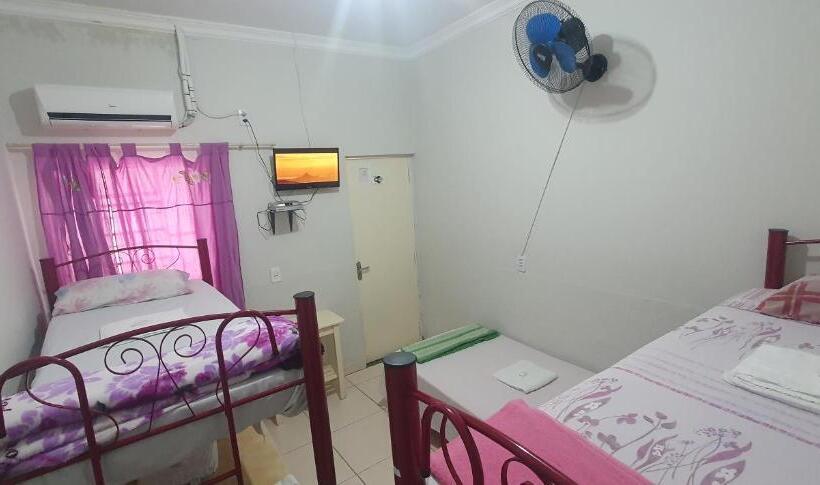 פנסיון Pousada Azevedo