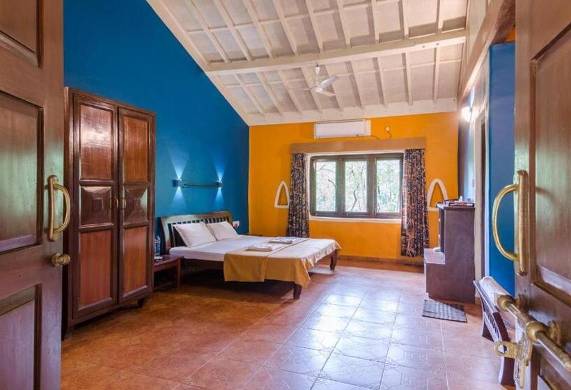 Cherilyn Monta Resort