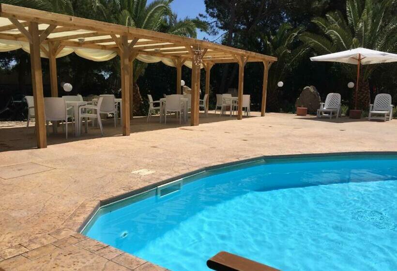 Albergo Residenziale Menhirs