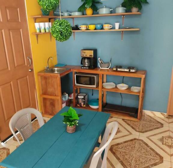 Общежитие Hostal Victoria, Tonosí