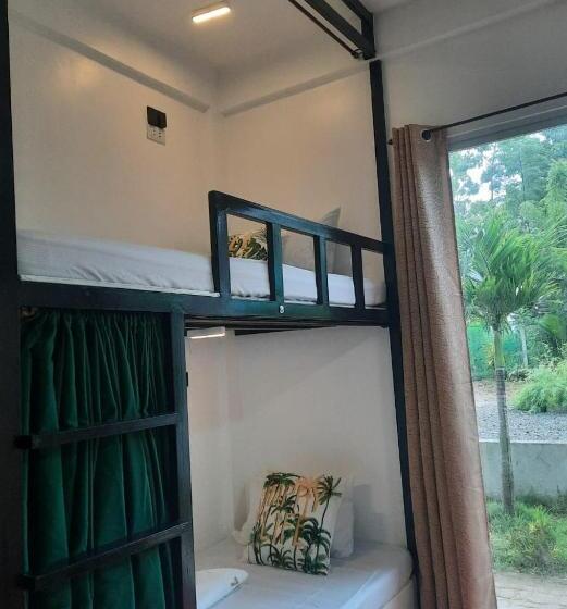 호스텔 Rc Hutspot Tourist Inn