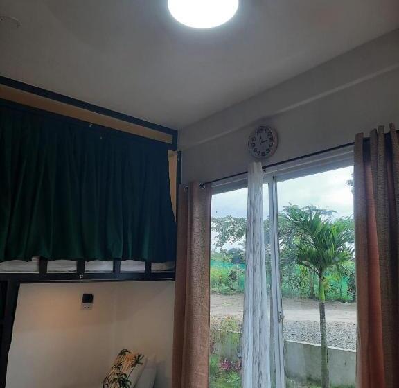 호스텔 Rc Hutspot Tourist Inn