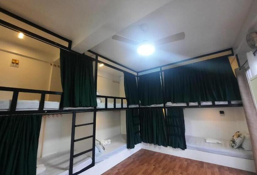 호스텔 Rc Hutspot Tourist Inn