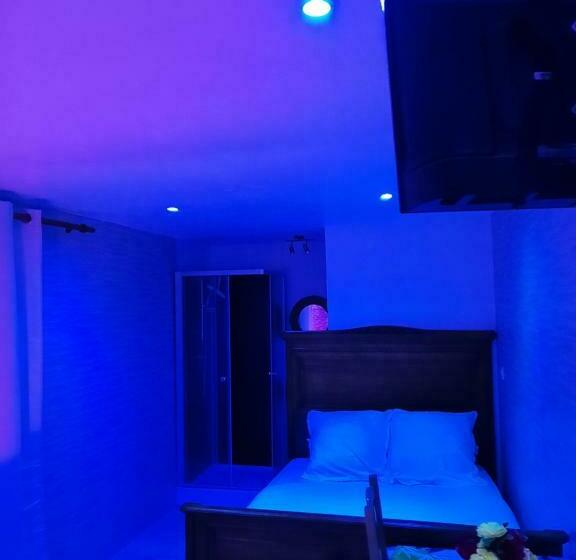 צימר Chambre Meublée Indépendante, Jacuzzi Dans La Chambre Située à Amblainville à 35 Minutes De Paris