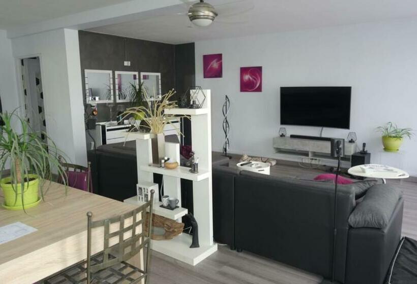 ベッドアンドブレックファースト La Cabirotte