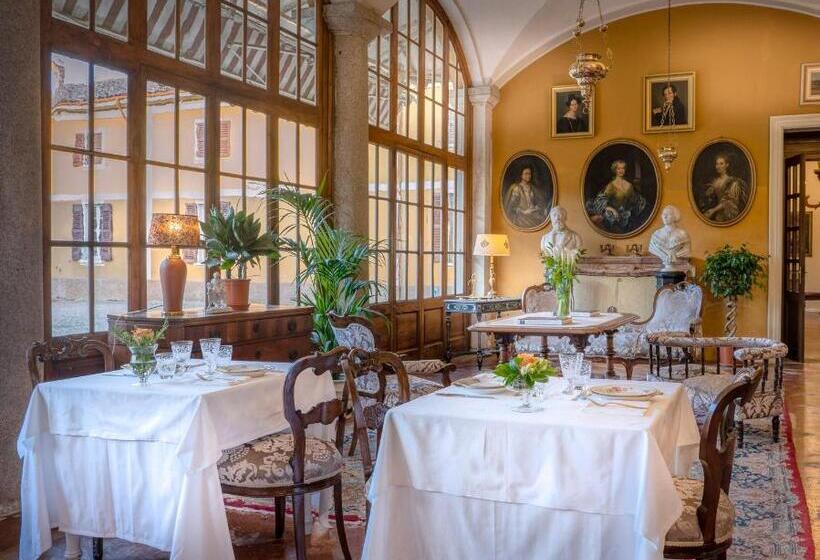 ベッドアンドブレックファースト Palazzo Cavagna Sangiuliani