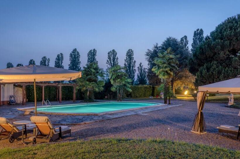 ベッドアンドブレックファースト Palazzo Cavagna Sangiuliani