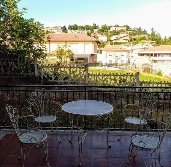 مبيت وإفطار Villa Fernando