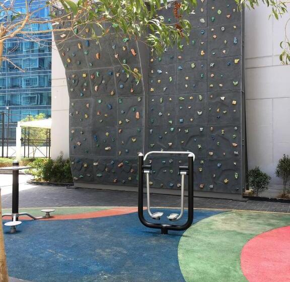 Cebu Cozy Ocean View 1br,17th,pool,wifi,mactan