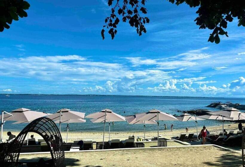 Cebu Cozy Ocean View 1br,17th,pool,wifi,mactan