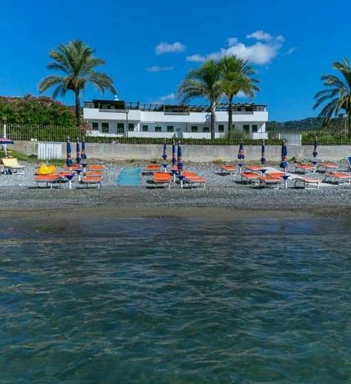 Gardenbeach Residence