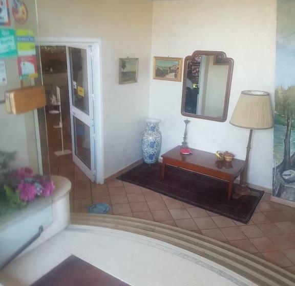 هتل Albergo Fonda