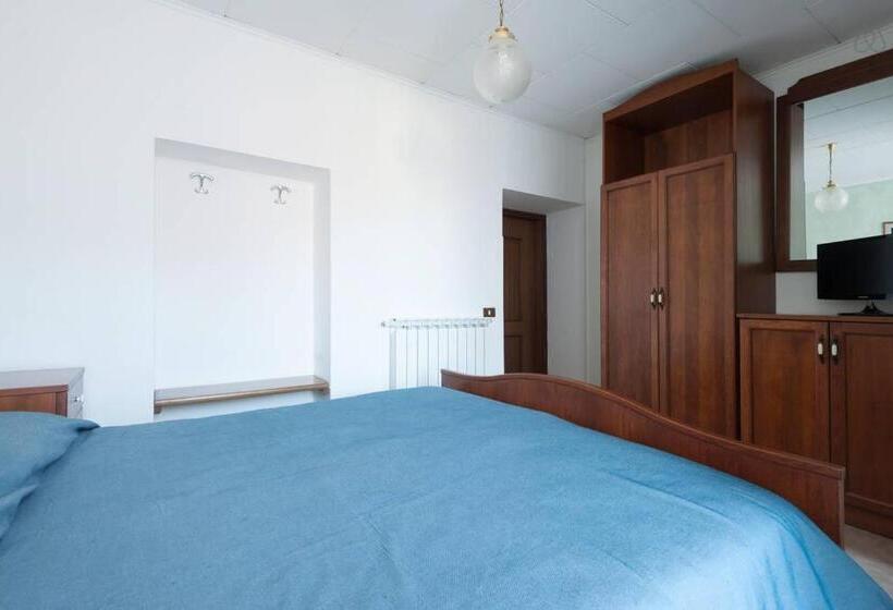 Отель Albergo Miramonti