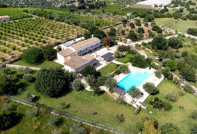 هتل Baglio Donna Concetta