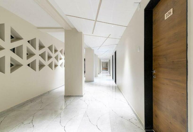 فندق Capital O 81737 Aquatic Pools And Resort