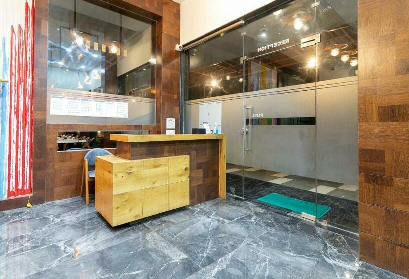 فندق Capital O 81737 Aquatic Pools And Resort