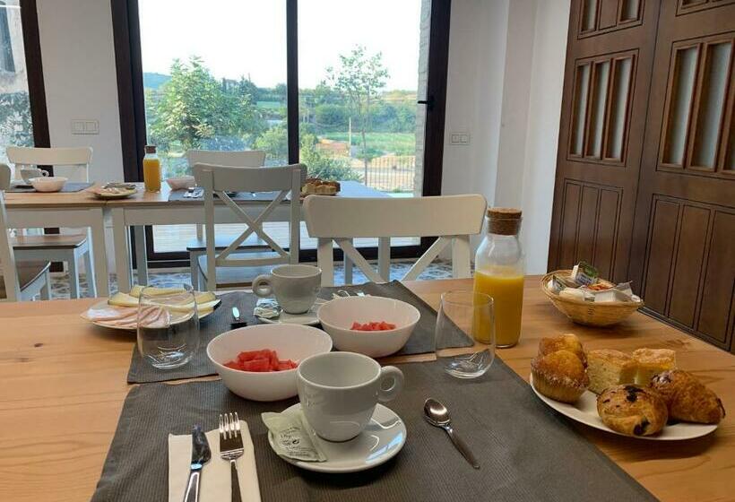 فندق Castillo Palacio De Bulbuente