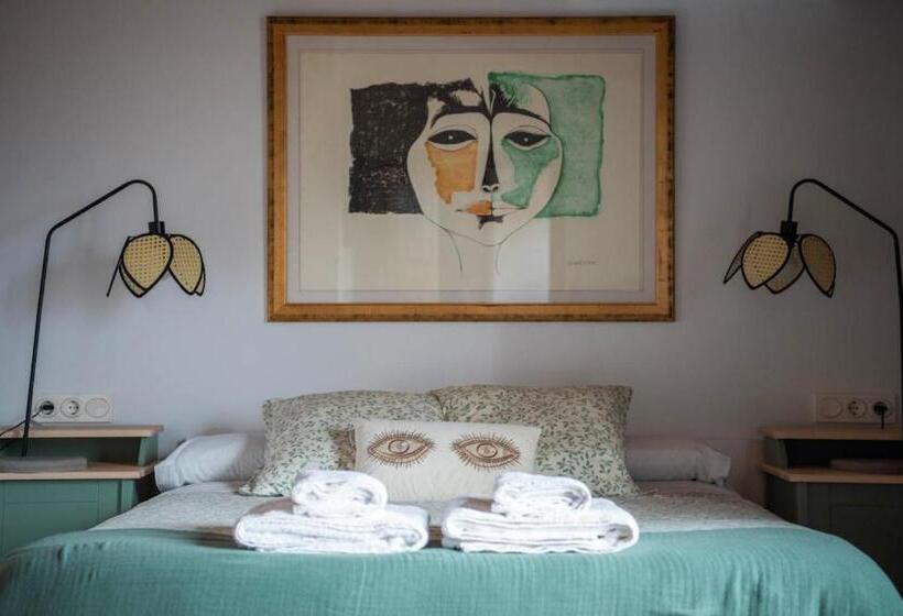 فندق Castillo Palacio De Bulbuente