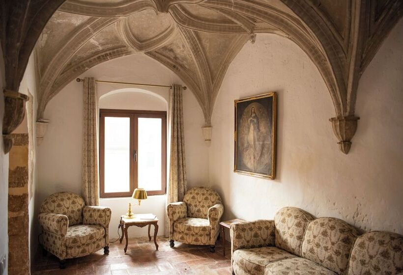 فندق Castillo Palacio De Bulbuente