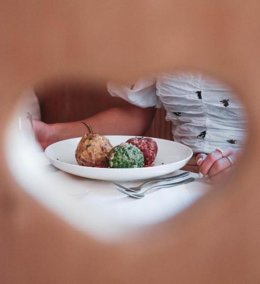 هتل Gasthof Wunder