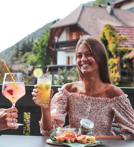 هتل Gasthof Wunder