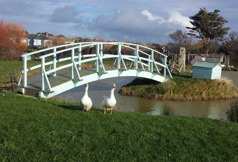 ホテル Jurassic Loft Apartment