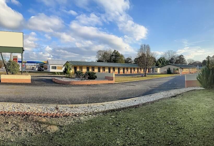 בית מלון כפרי O Tallassee Hwy 14