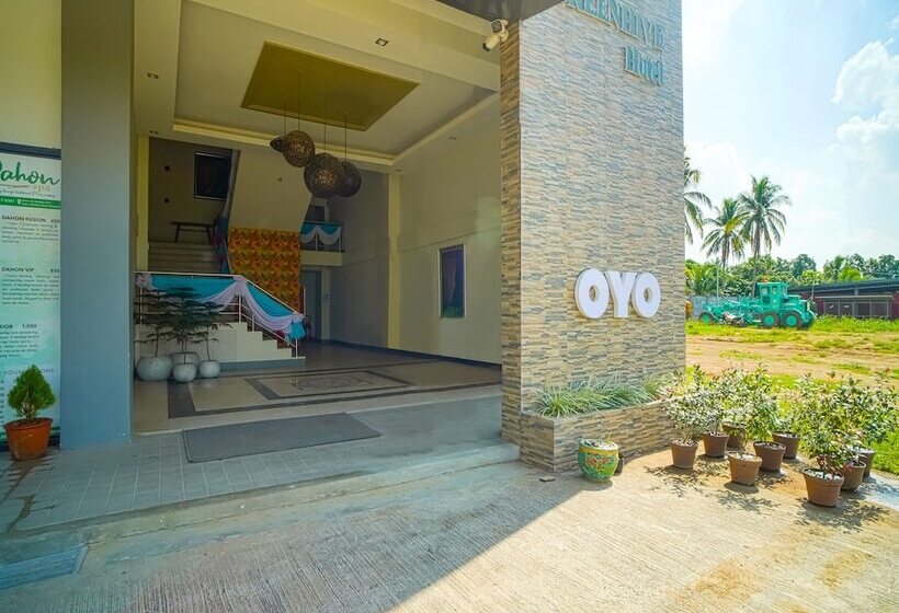 Hotel Oyo 785 The Greenhive