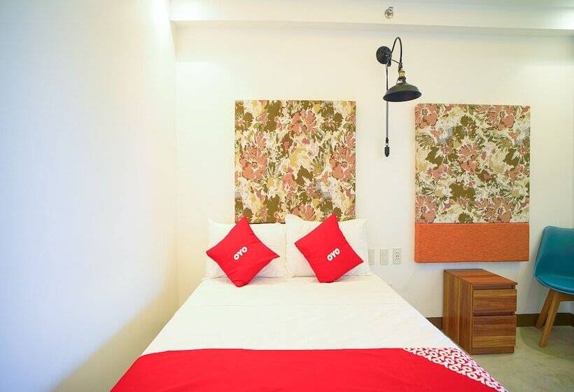 Hotel Oyo 785 The Greenhive