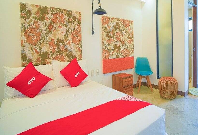 Hotel Oyo 785 The Greenhive