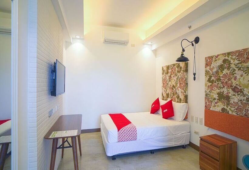 Hotel Oyo 785 The Greenhive