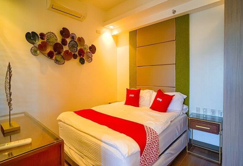 Hotel Oyo 785 The Greenhive