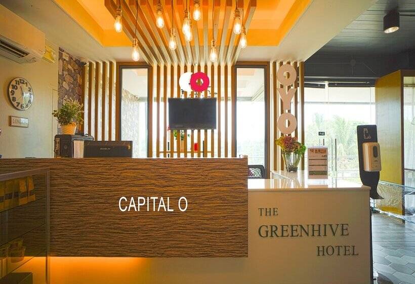 Hotel Oyo 785 The Greenhive