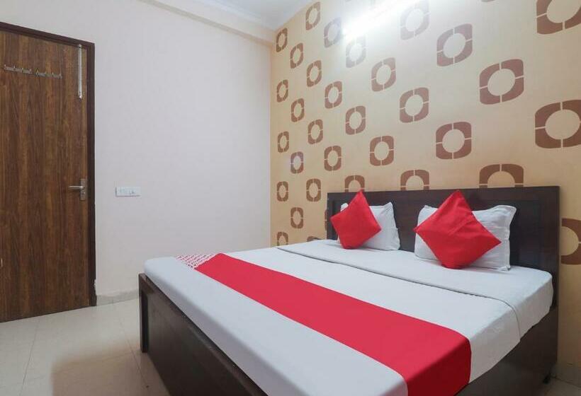 Hotel Oyo 81499 Second Home Residency