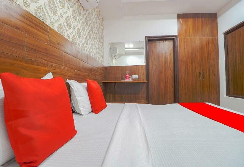 בית מלון כפרי Oyo 81665  Fusion