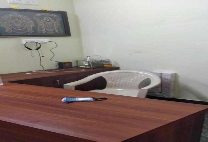 בית מלון כפרי Oyo 82027 Vijay Palace