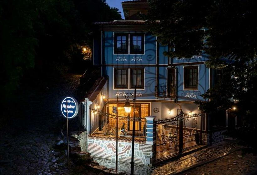 호텔 Pulpudeva Family