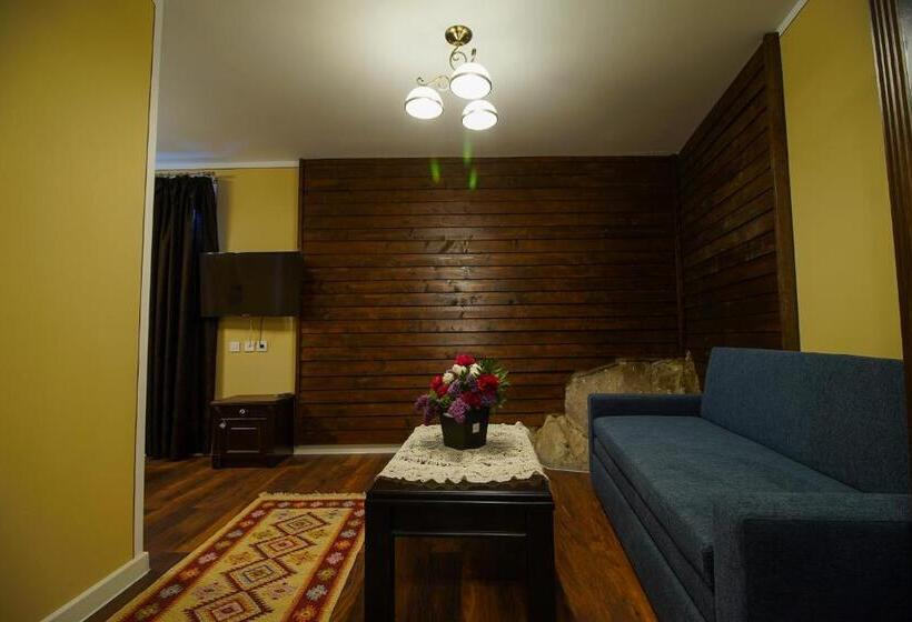 호텔 Pulpudeva Family