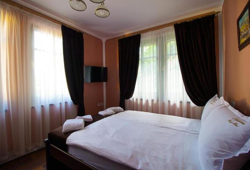 호텔 Pulpudeva Family