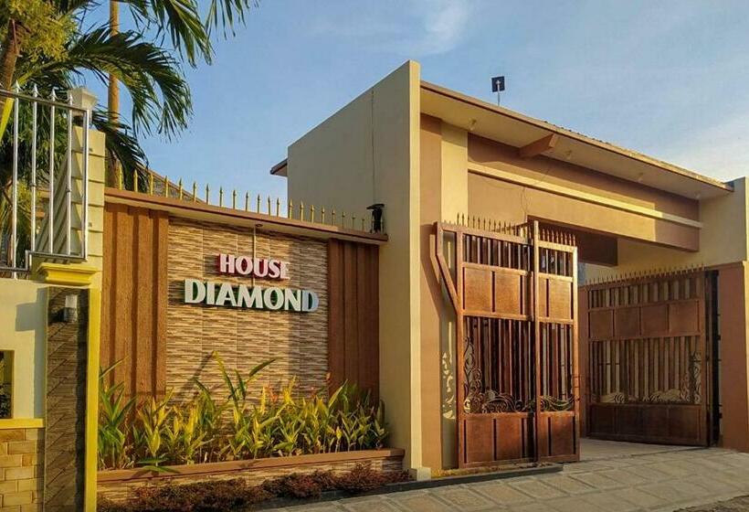 فندق Reddoorz Syariah Near Exit Tol Pemalang