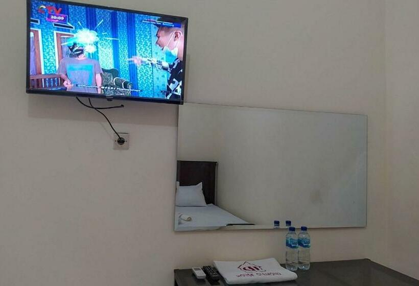 فندق Reddoorz Syariah Near Exit Tol Pemalang