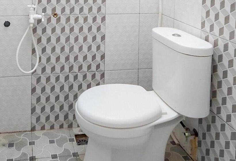 فندق Reddoorz Syariah Near Exit Tol Pemalang