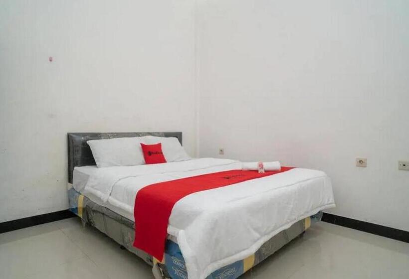 ホテル Reddoorz Syariah Near Syamsudin Noor Airport 4