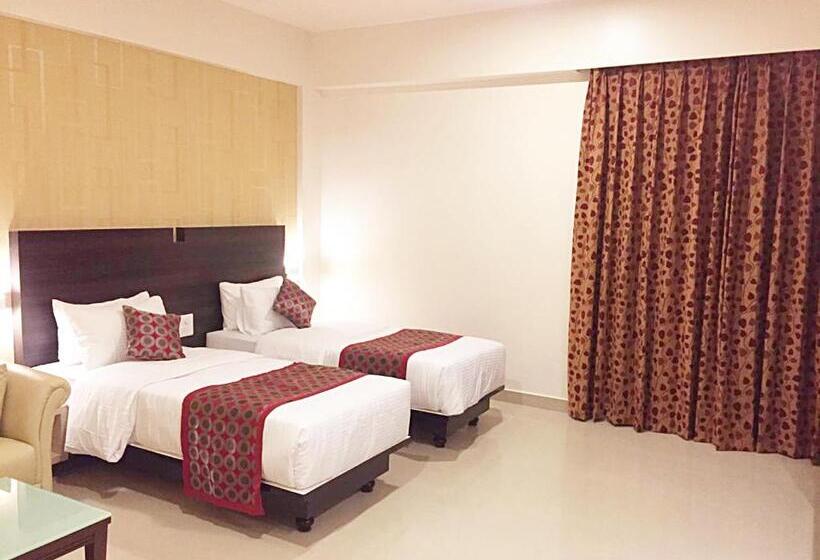 בית מלון כפרי Sai International