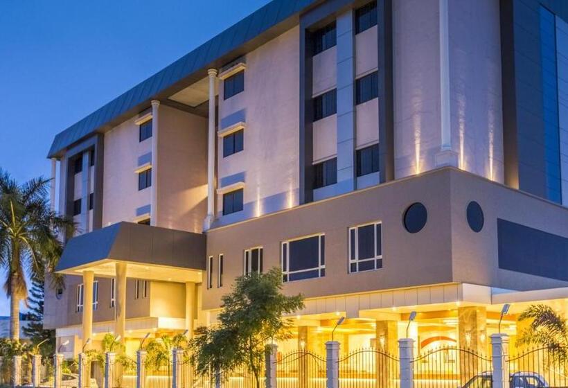 בית מלון כפרי Sai International