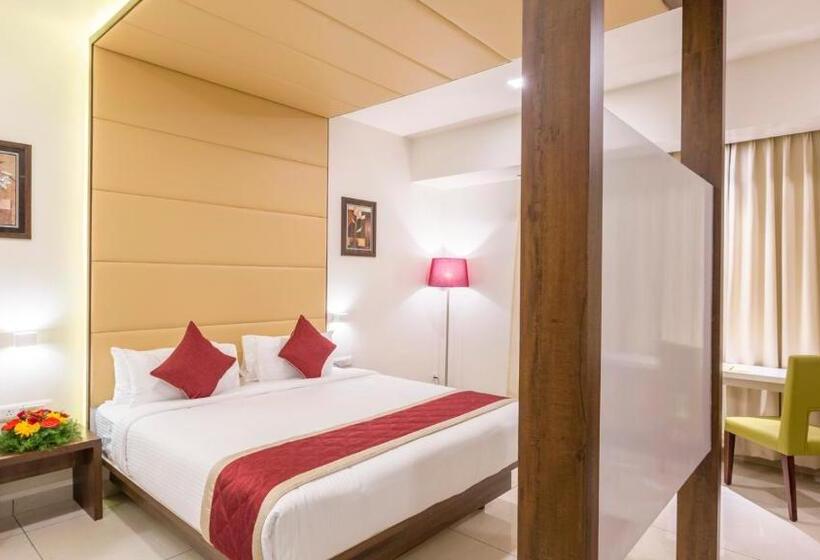 בית מלון כפרי Sai International