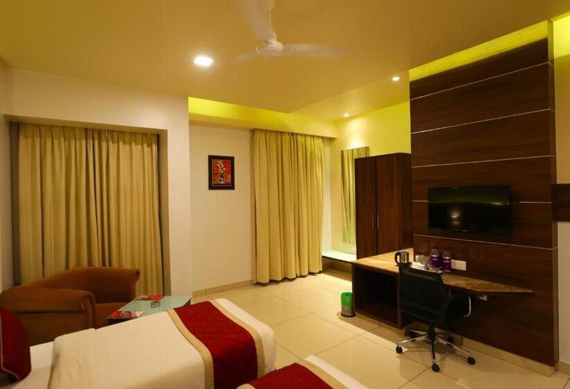 בית מלון כפרי Sai International